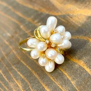 14k Gold & Pearl Ring